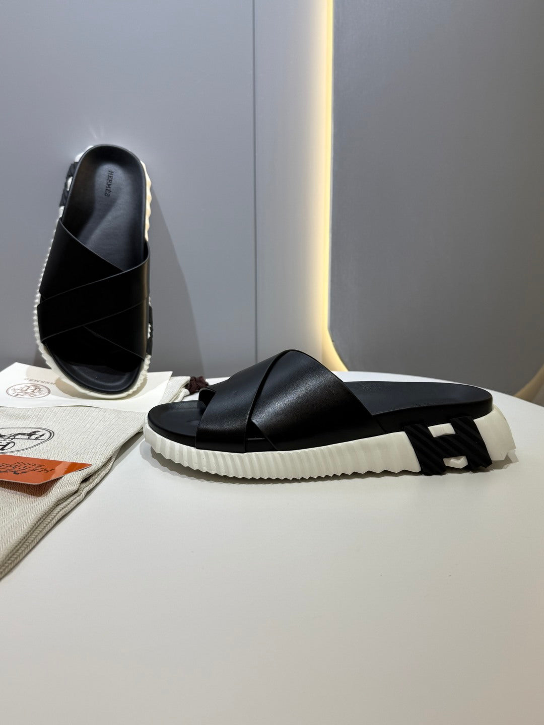 HERMES - Sandals