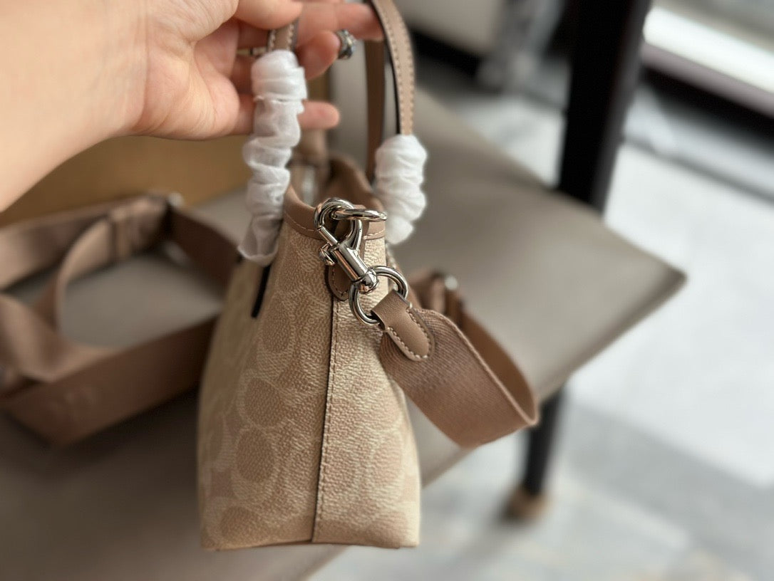 COACH - city mini