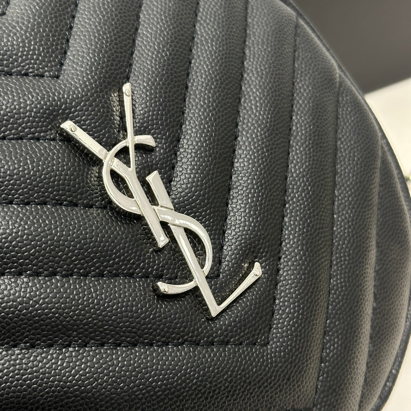 SAINT LAURENT - VINYLE