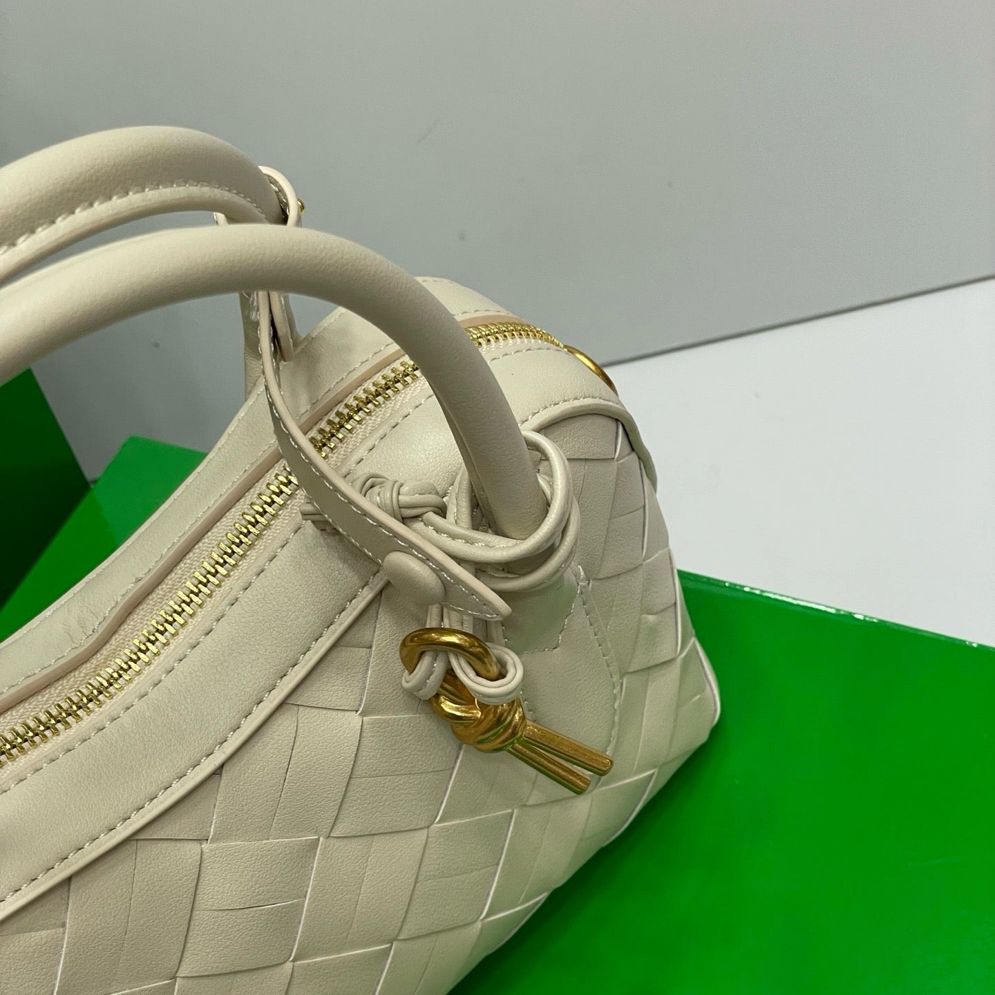 BOTTEGA VENETA- McCartney