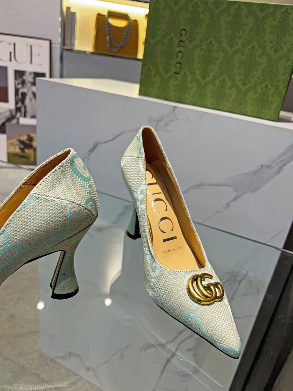 GUCCI - Baby blue heels