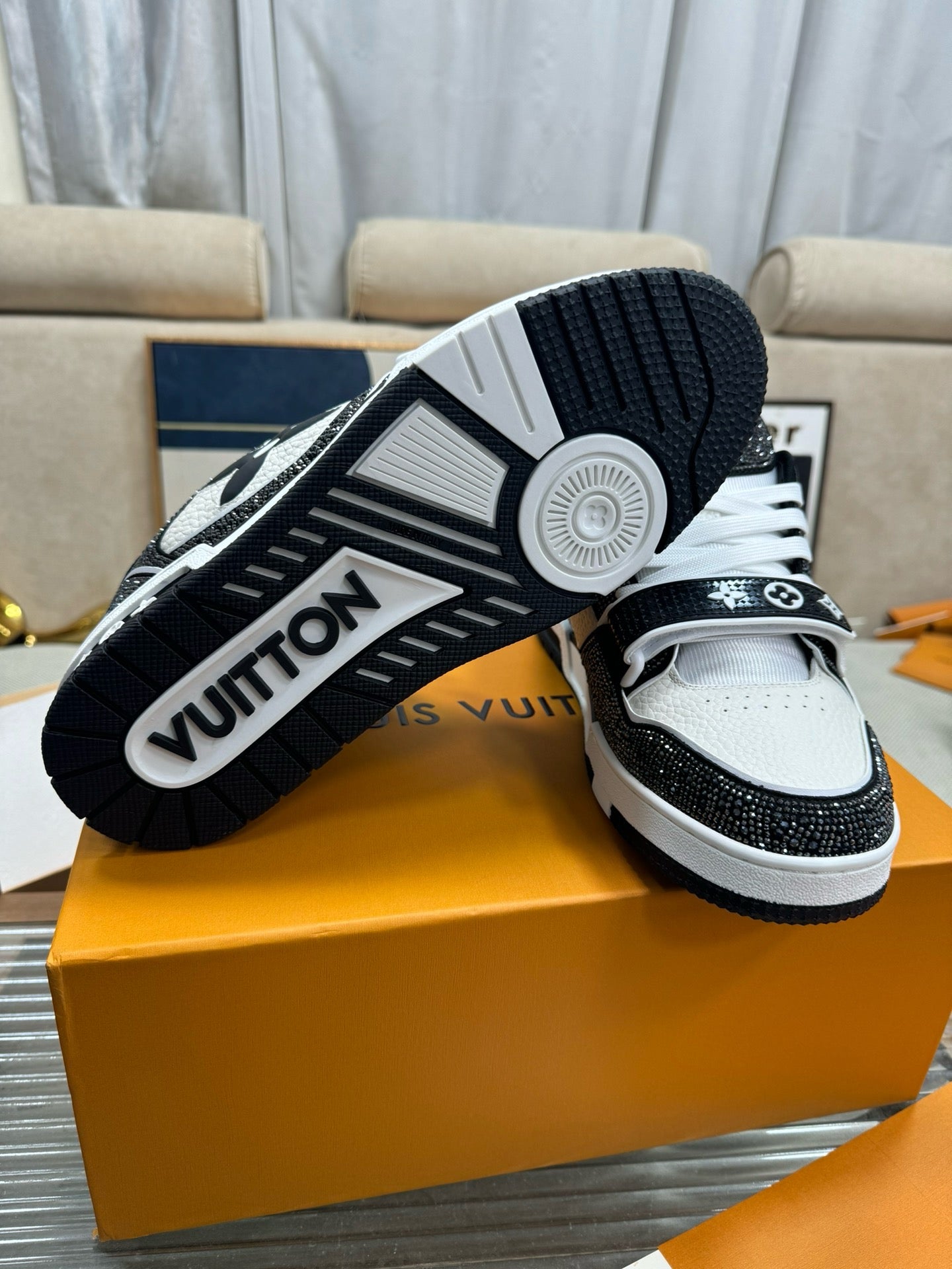LOUIS VUITTON - Trainer Sneaker