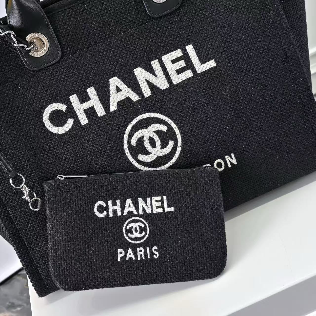 CHANEL - Deauville Bag