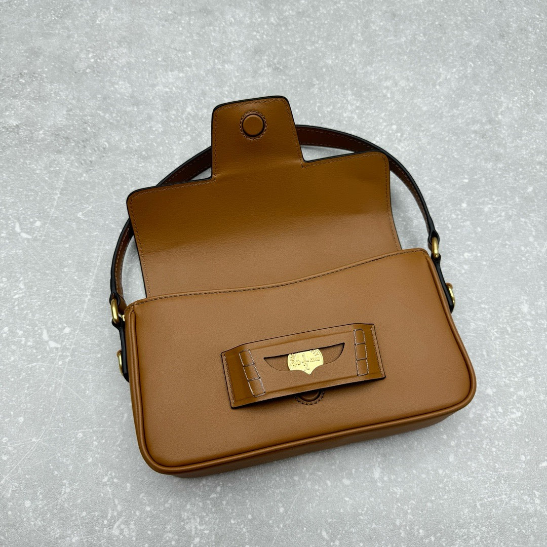 MIU MIU - pinny bag