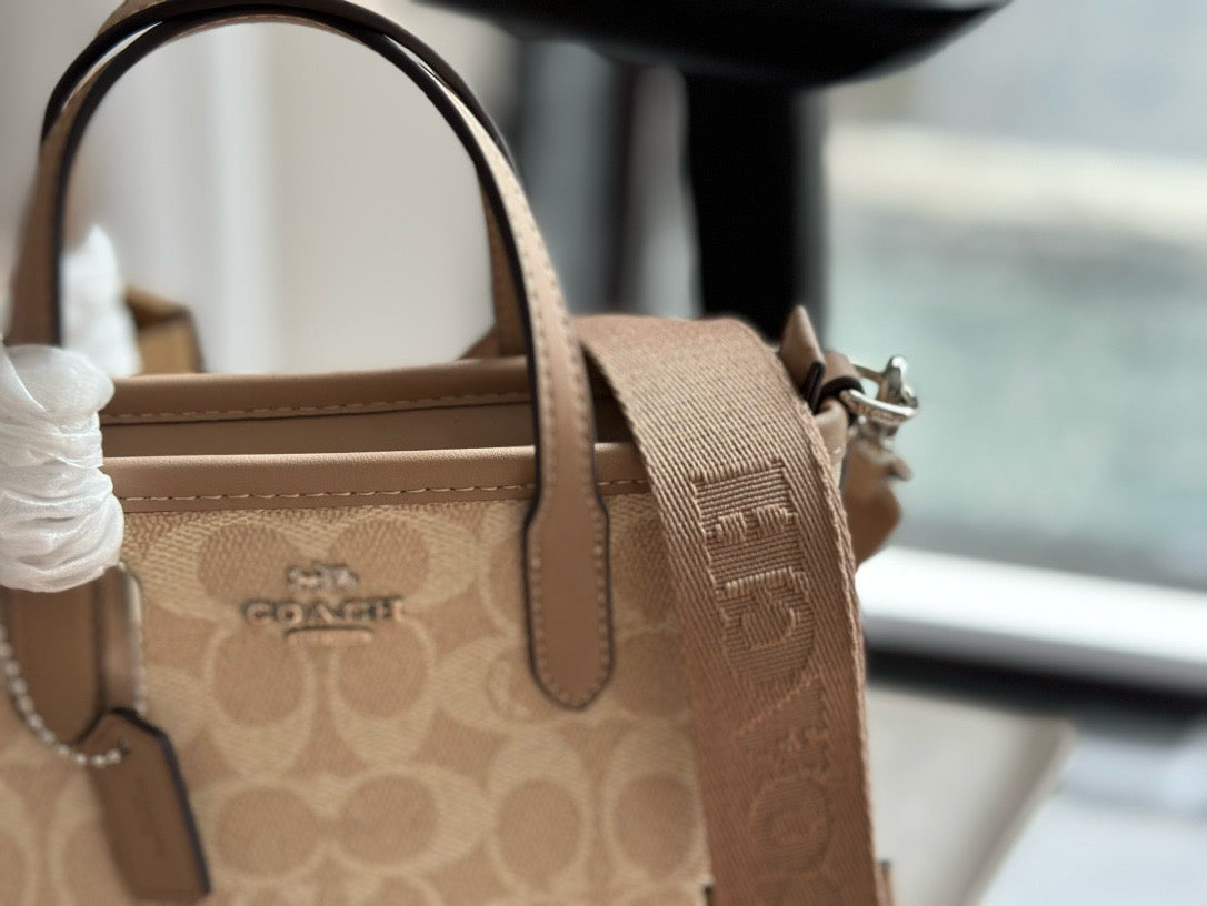 COACH - city mini