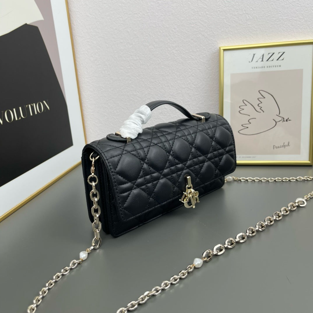 DIOR - lady dior