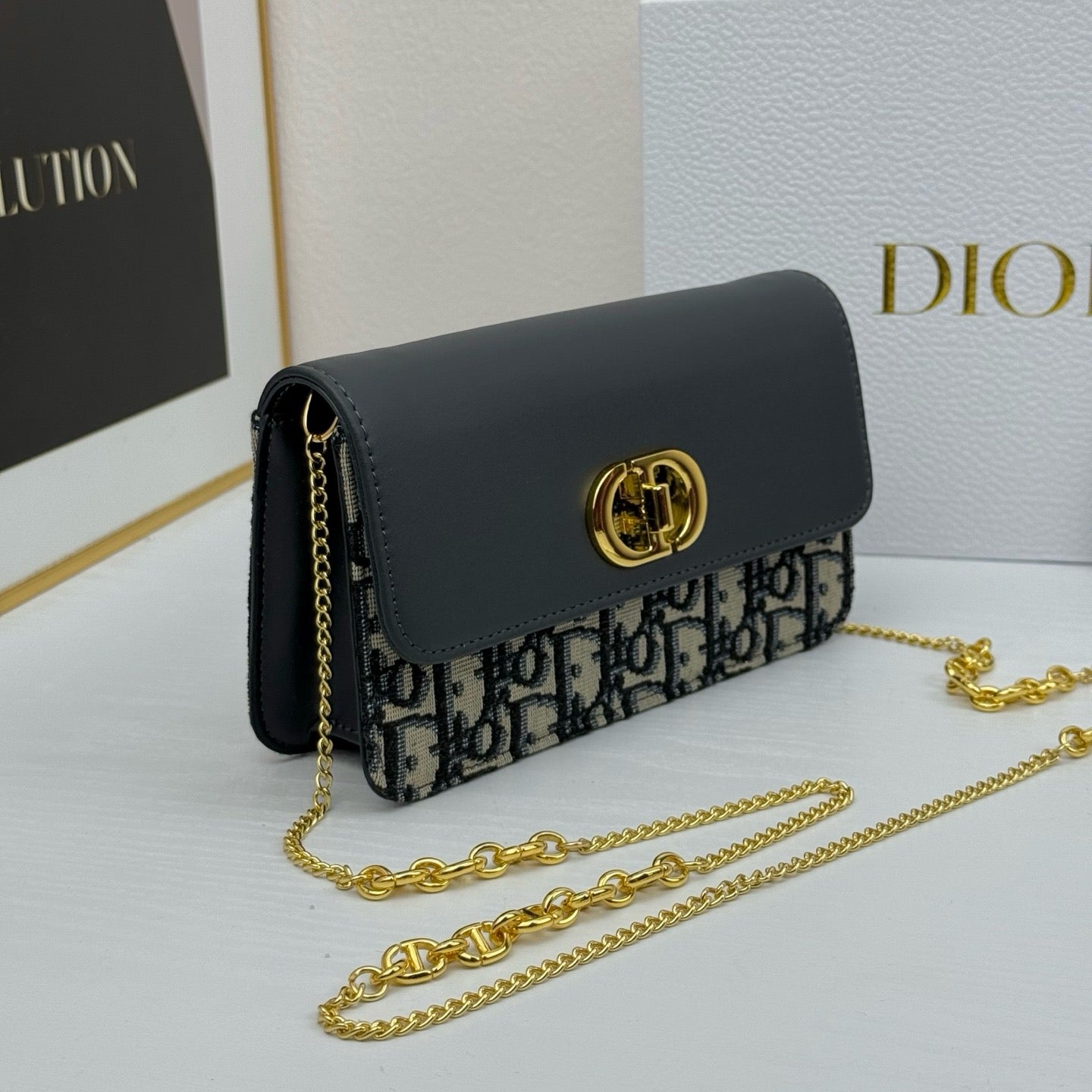 DIOR - miss caro