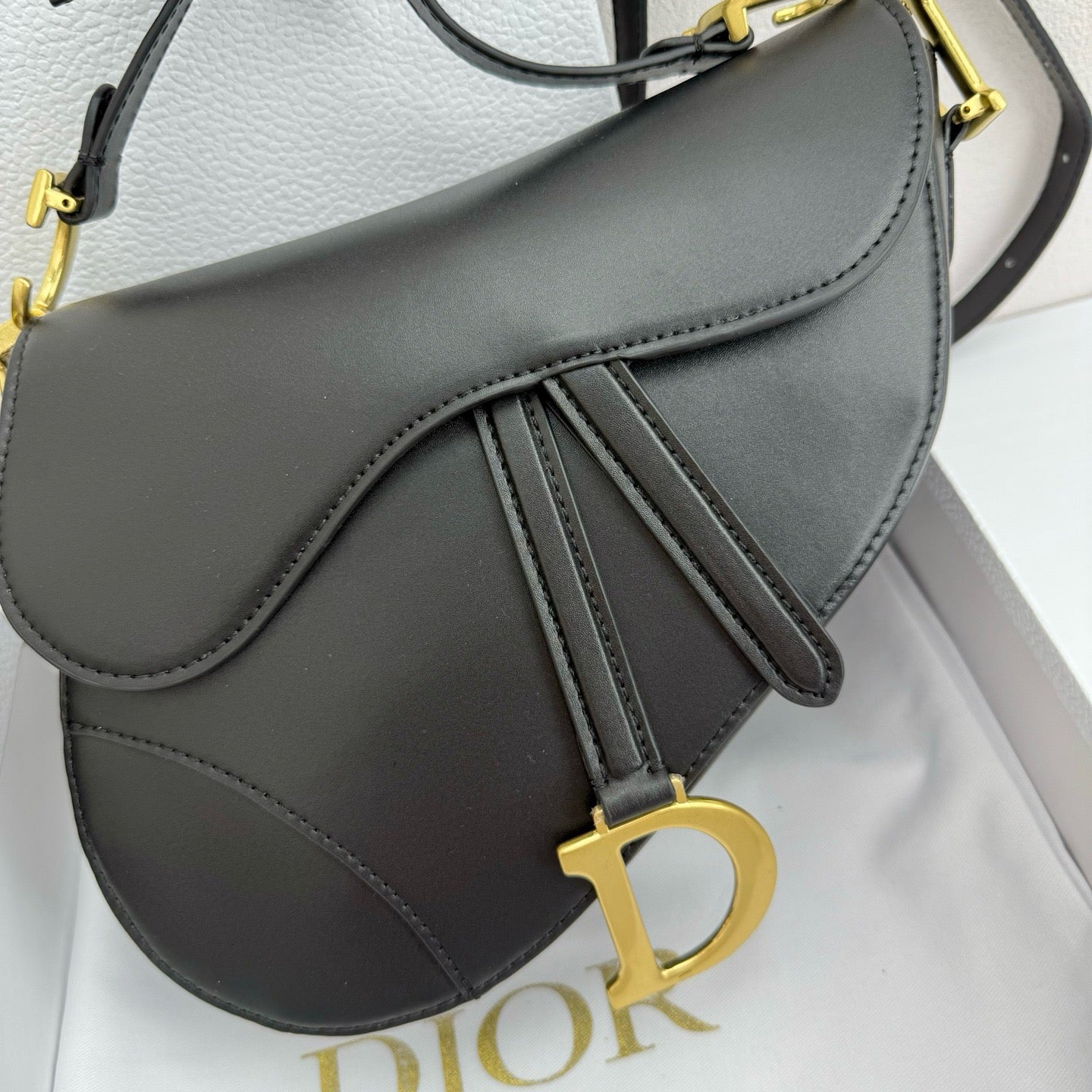 DIOR - saddle