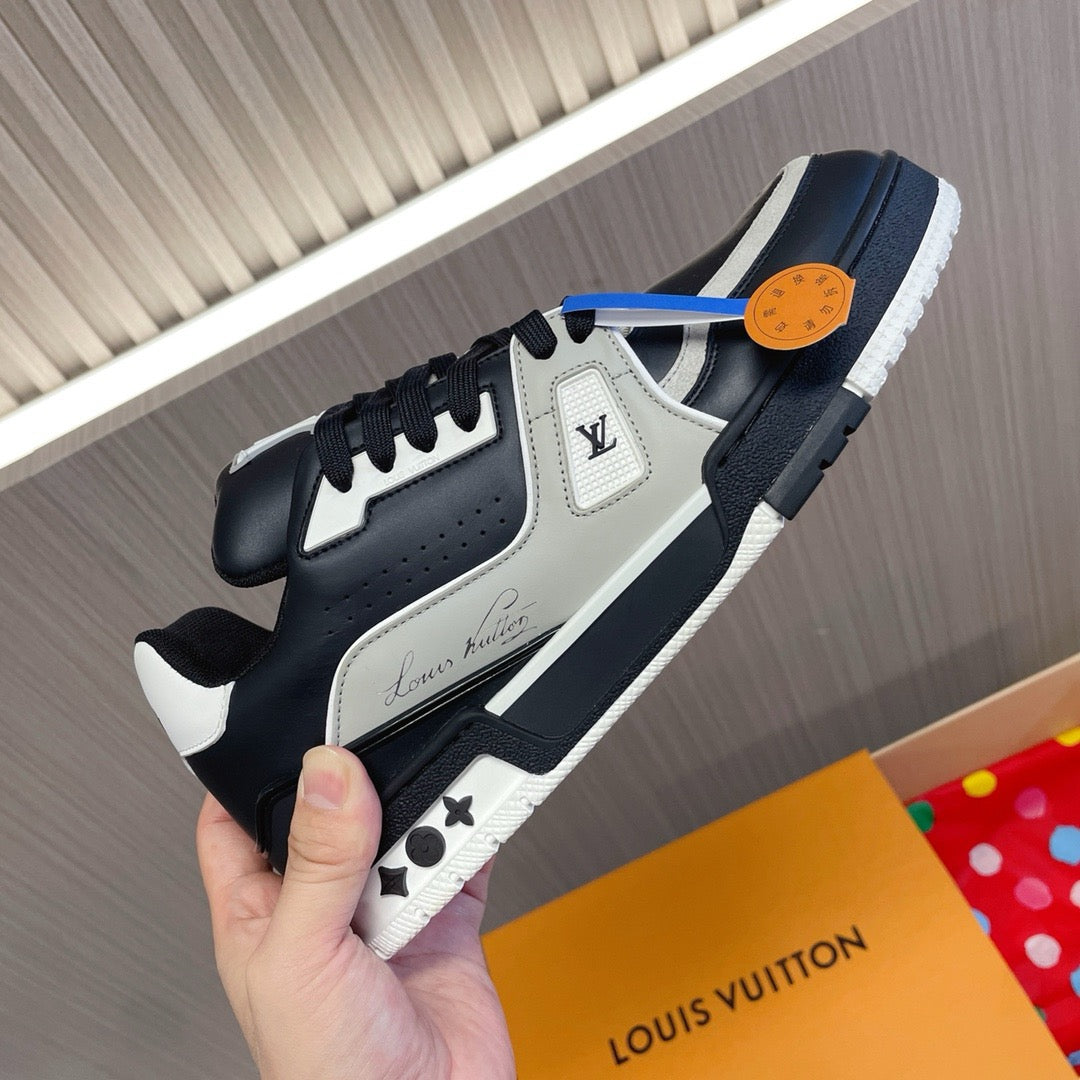 LOUIS VUITTON - Trainer Sneaker