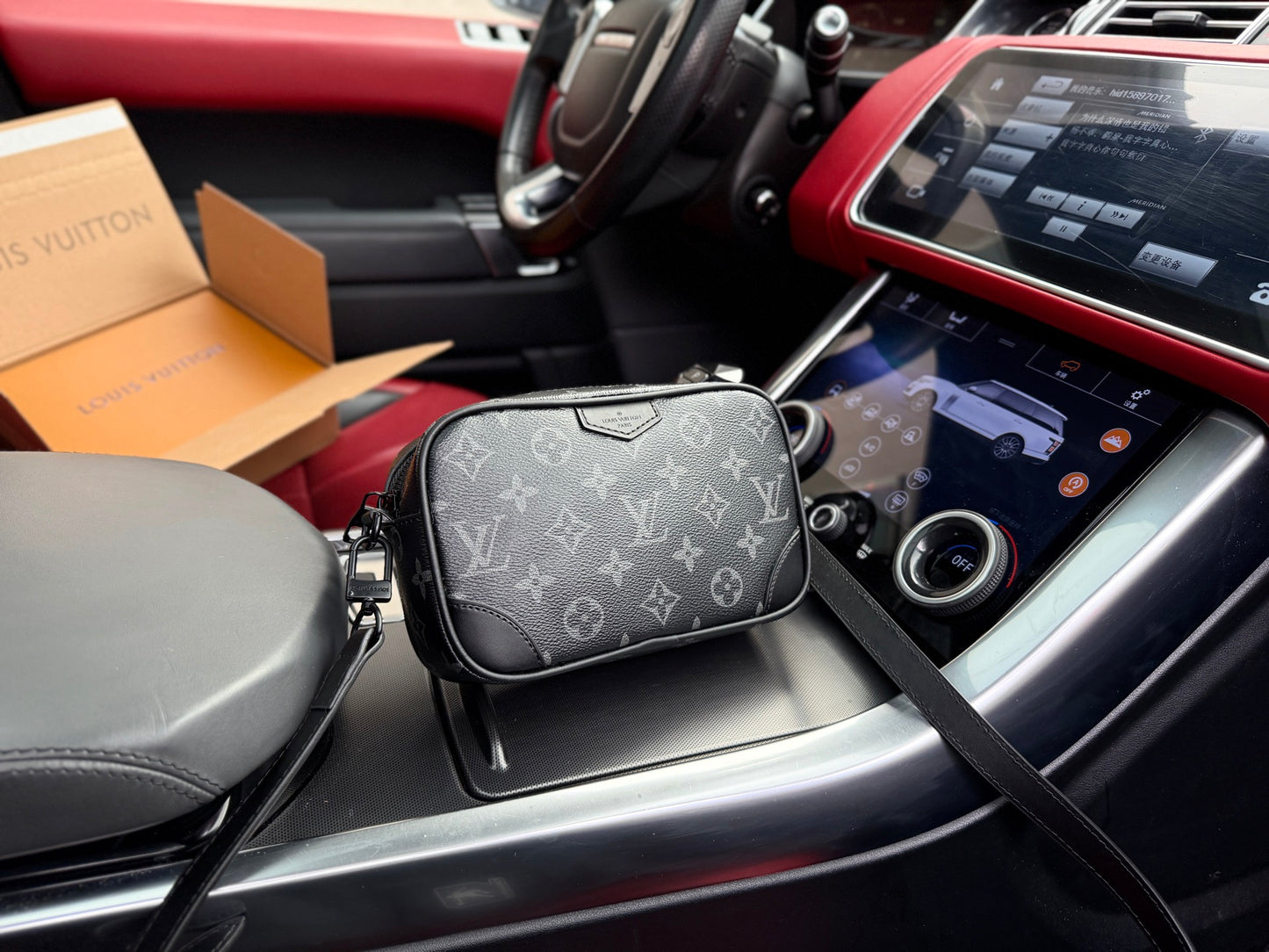 LOUIS VUITTON - Men’s bag