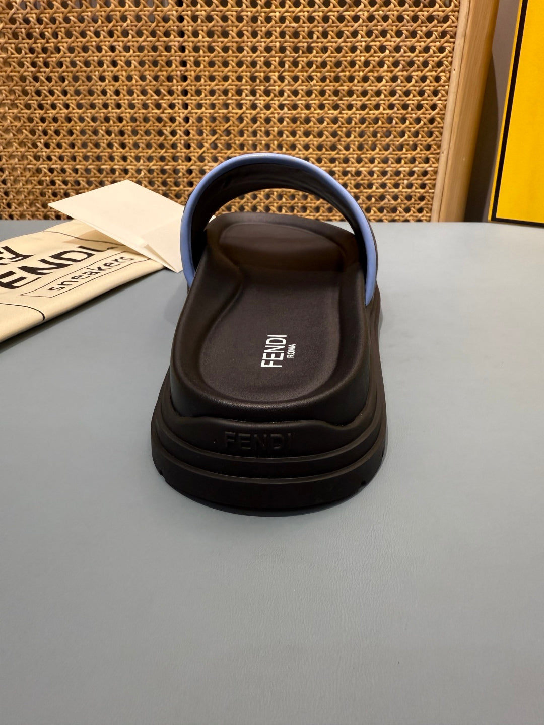 FENDI - Diagonal Slides
