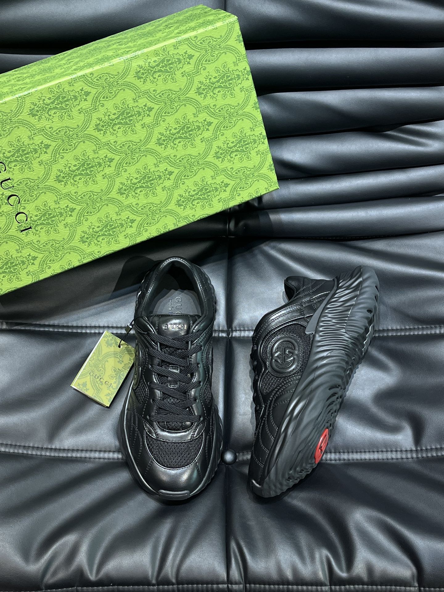 GUCCI - Ripple sneakers