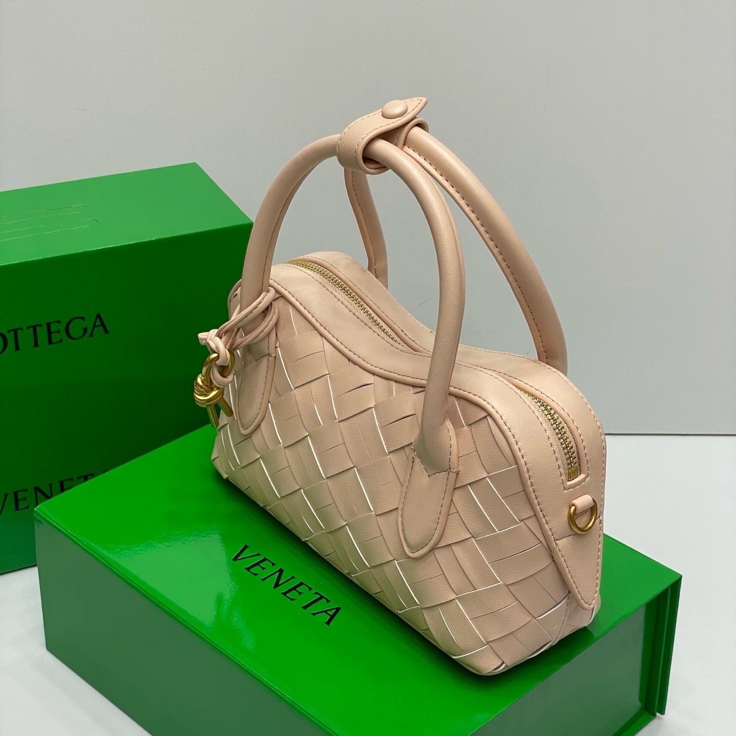 BOTTEGA VENETA- mcCartney