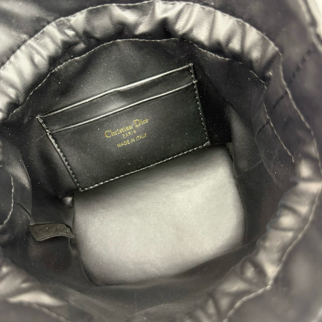 DIOR - oblique 30 Montaigne