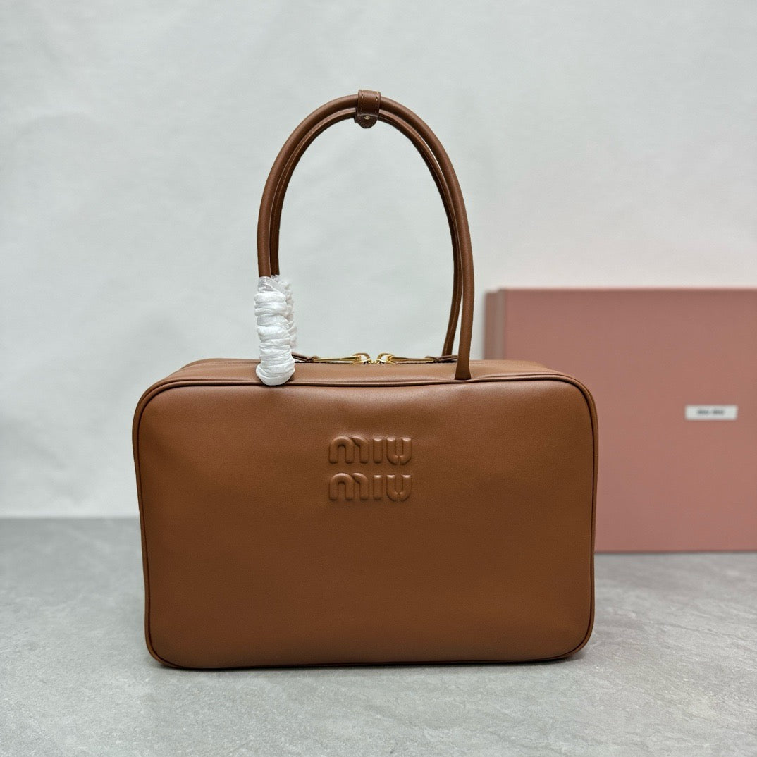 MIU MIU - Leather Beau bag