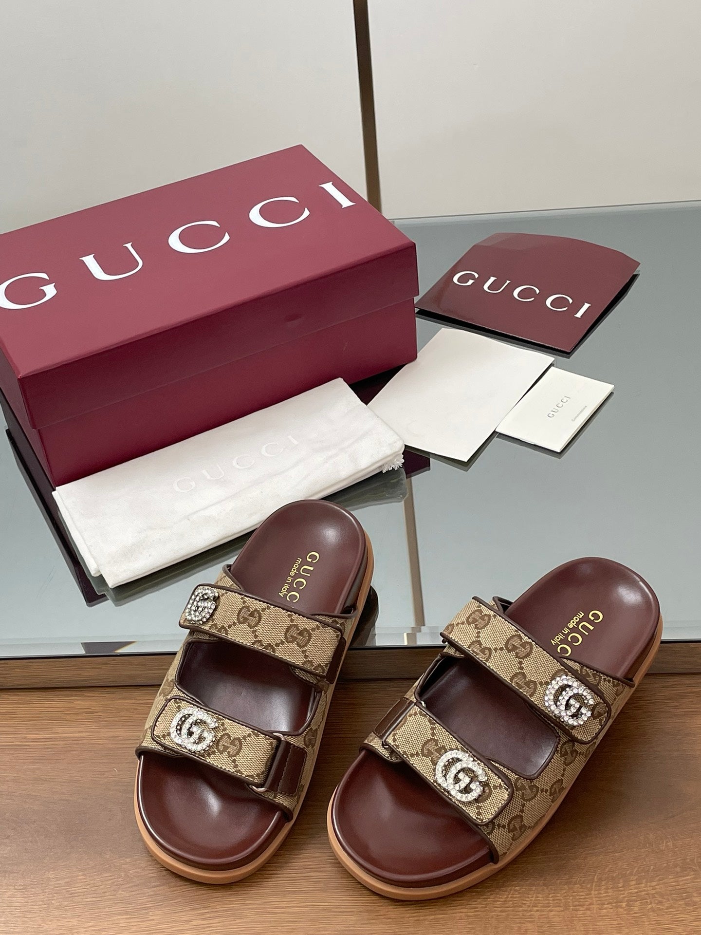GUCCI - Slippers