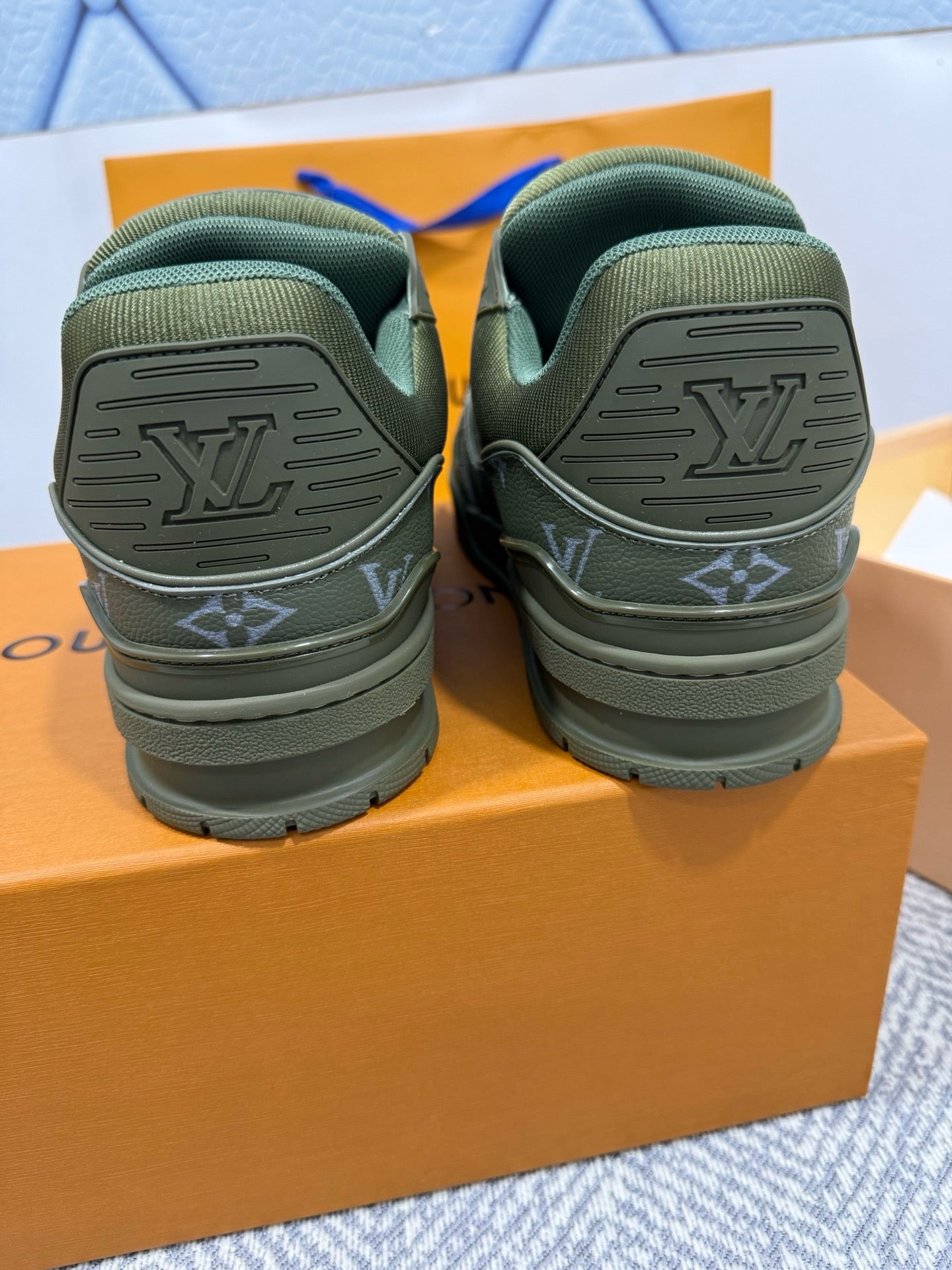 LOUIS VUITTON - Trainer Sneaker
