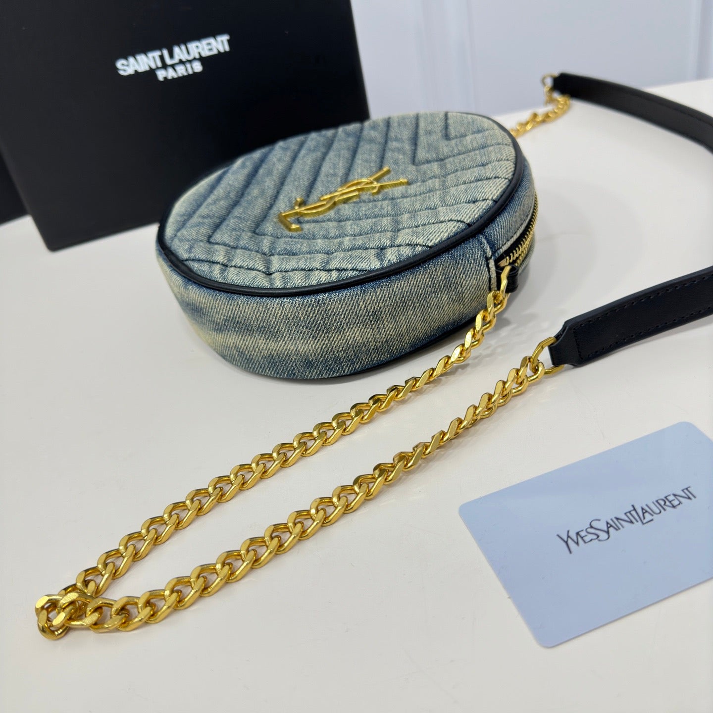 SAINT LAURENT - Vinyle