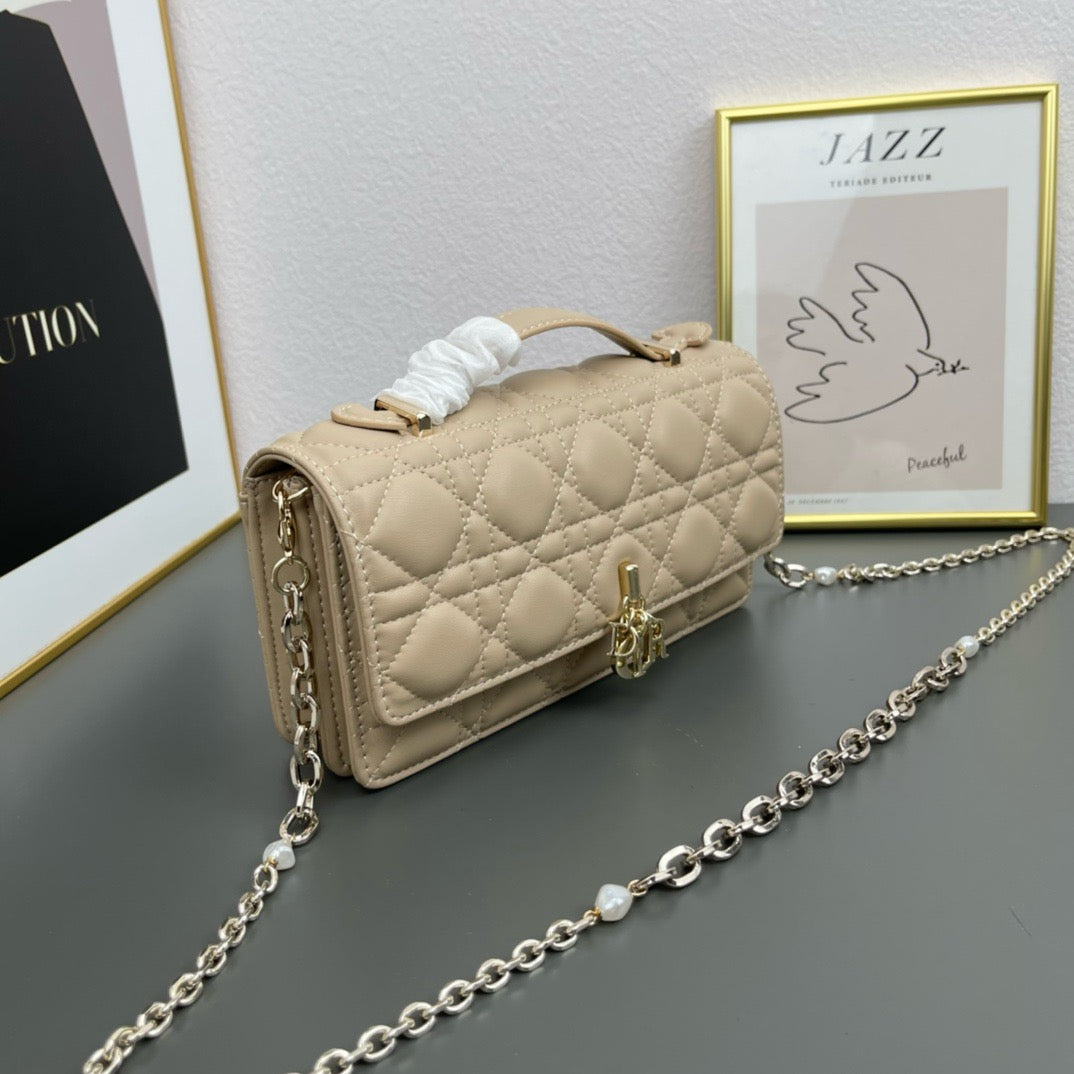DIOR - lady dior