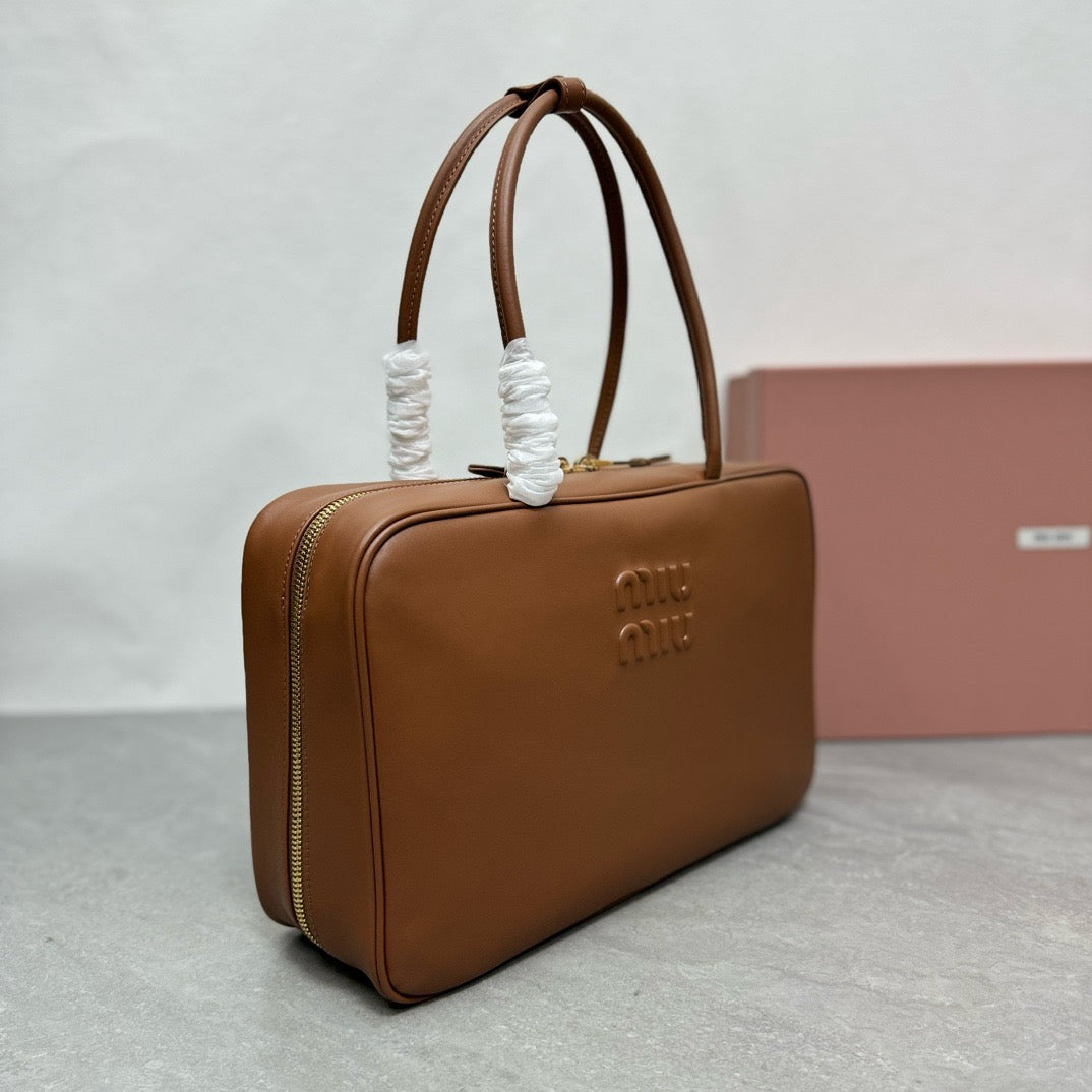MIU MIU - Leather Beau bag