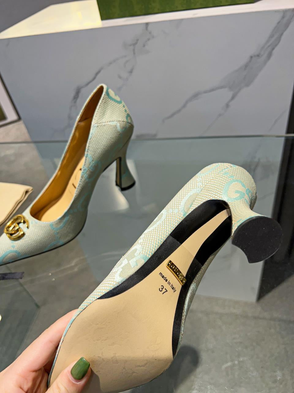 GUCCI - Baby blue heels