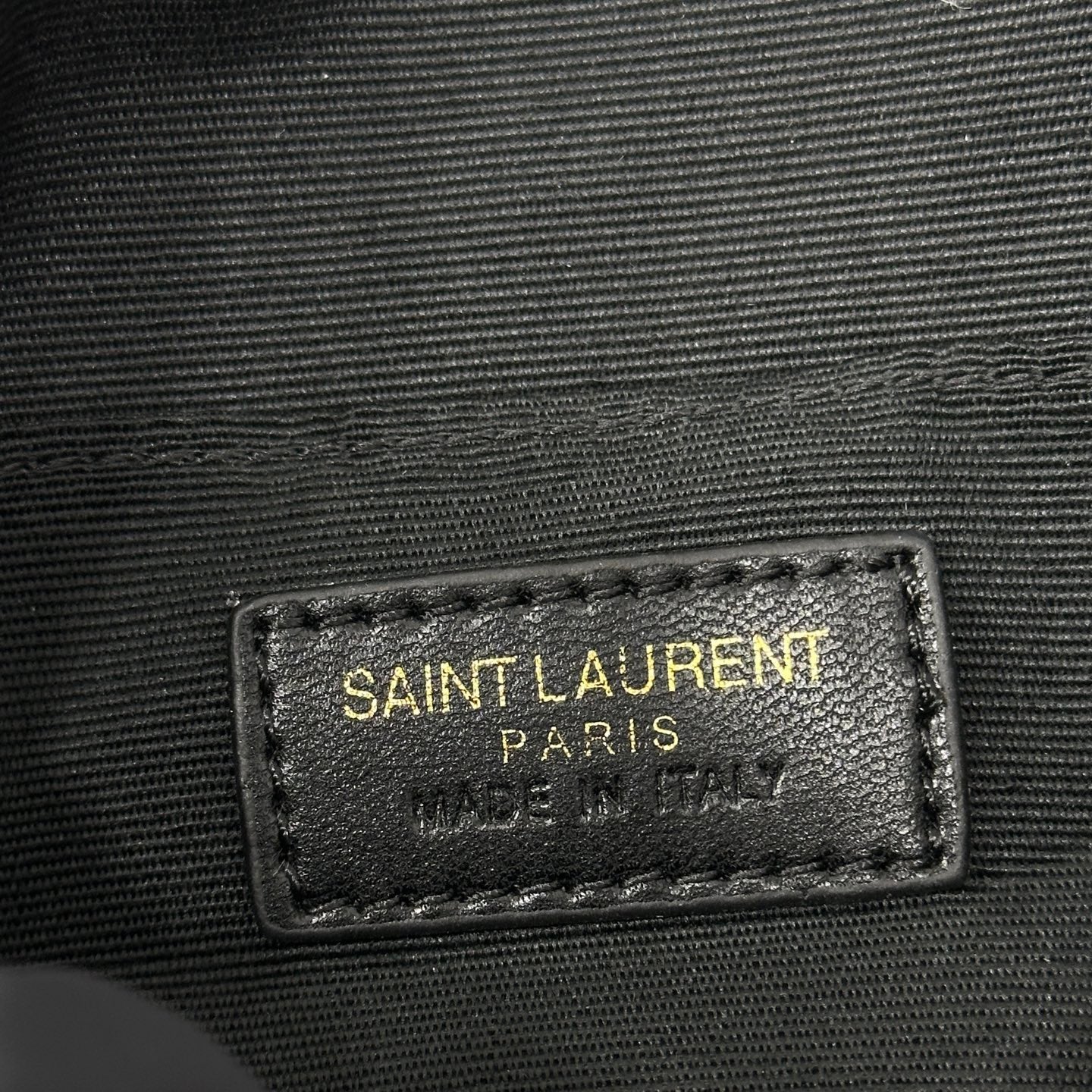 SAINT LAURENT - Vinyle