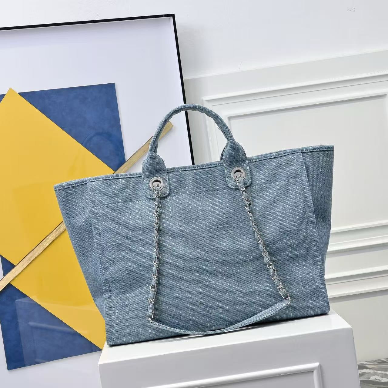 CHANEL - Deauville Bag