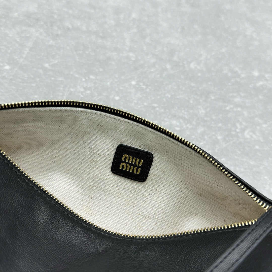 MIU MIU - Nappa leather pouch