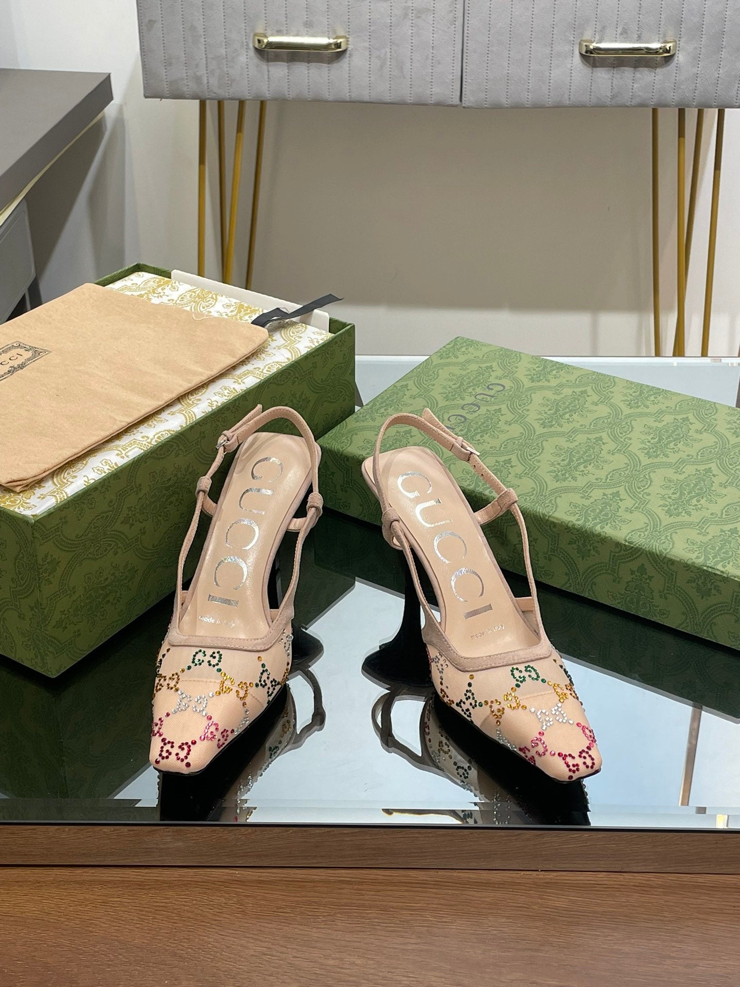 GUCCI - Crystal Slingback Pump