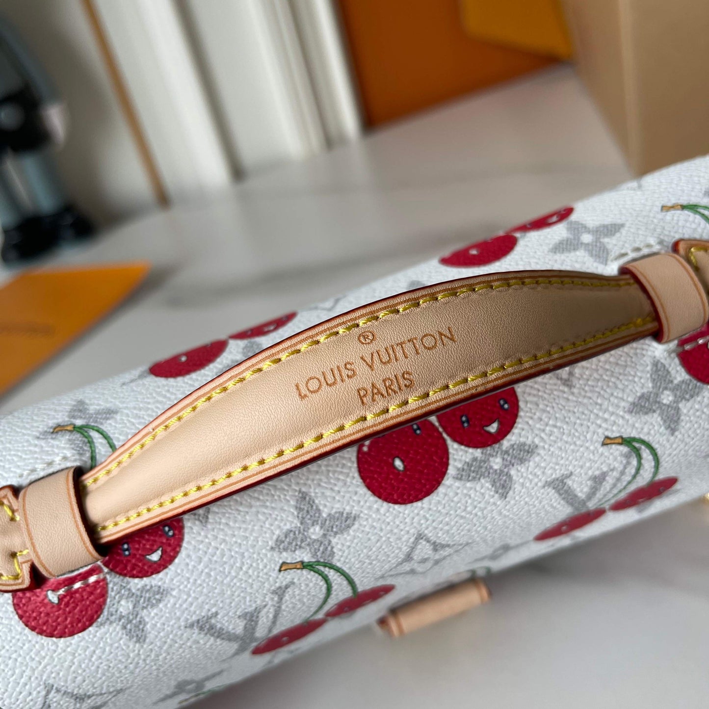 LOUIS VUITTON- LV x TM Pochette Métis East West