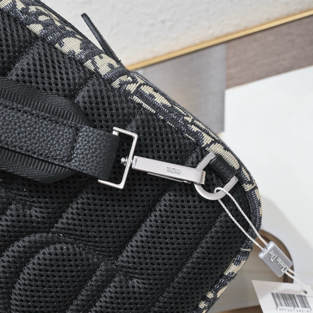 DIOR - Men’s Homme Oblique Jacquard Crossbody bag