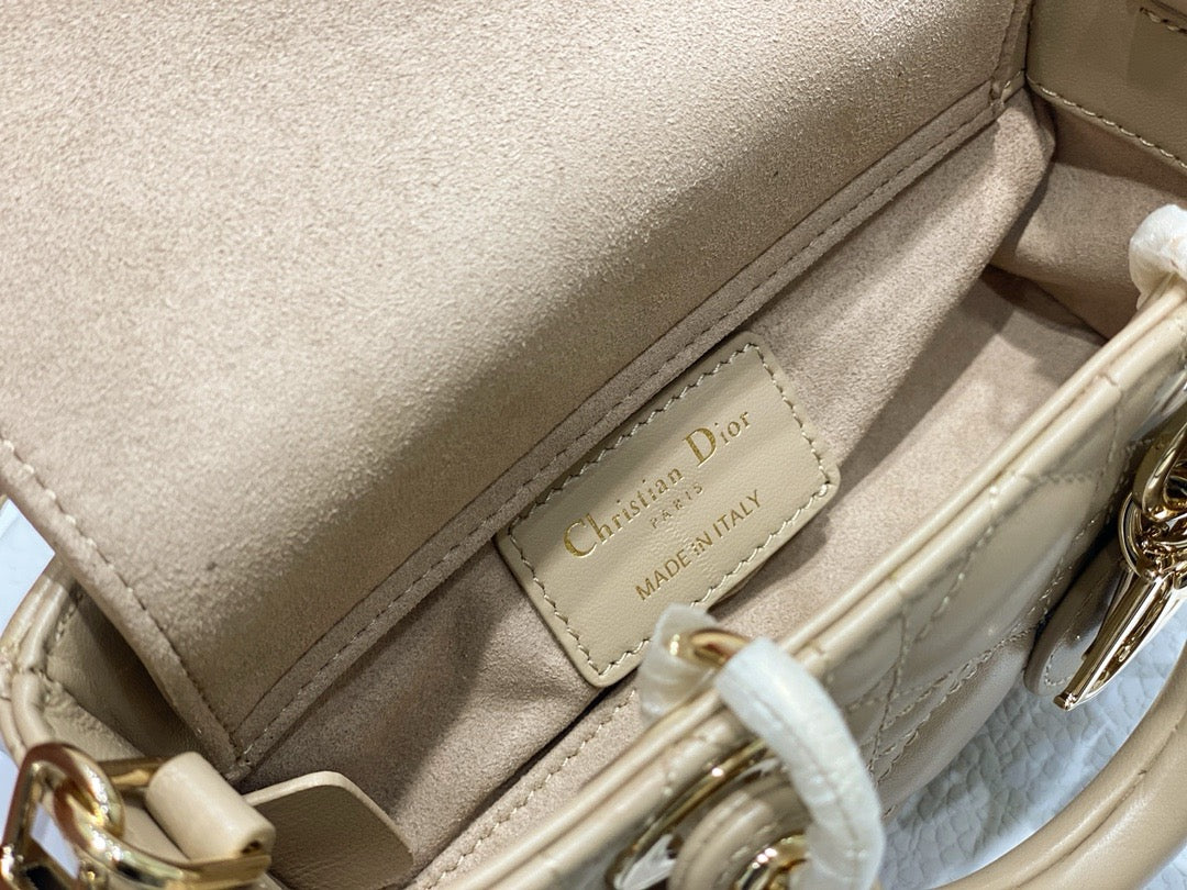 DIOR - D Joy bag