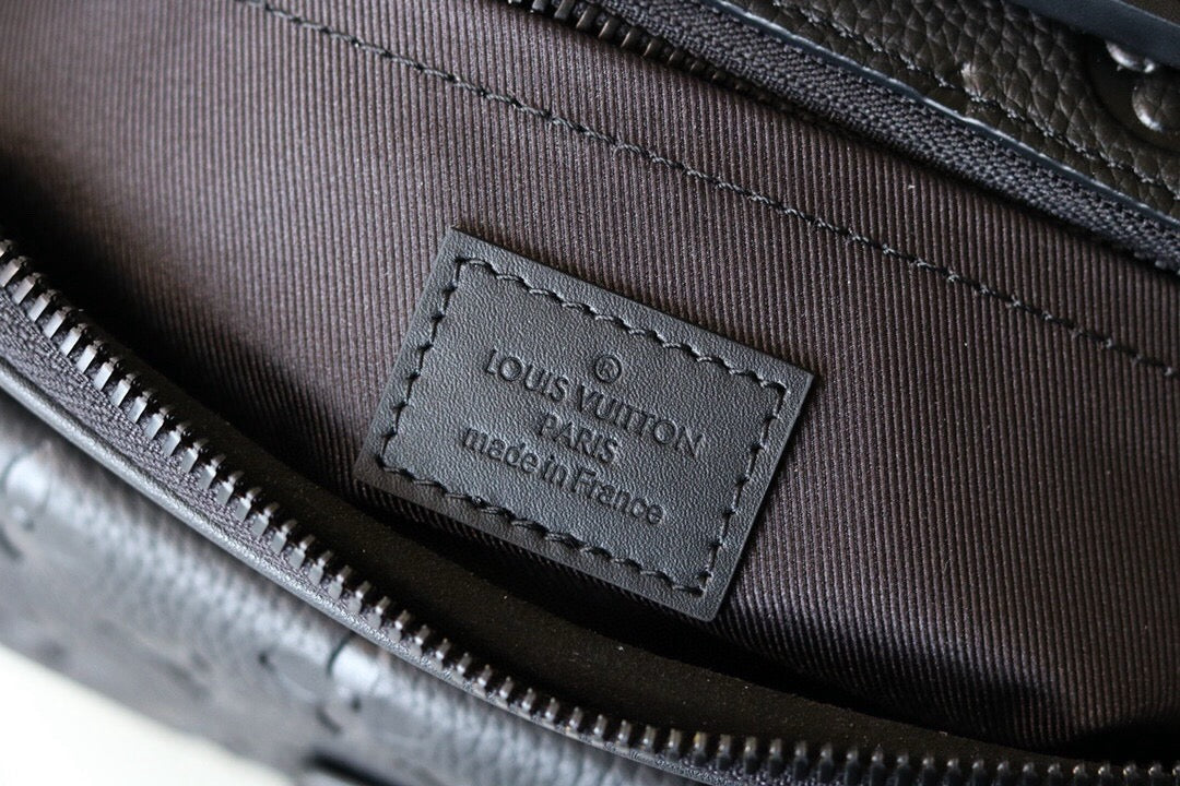 LOUIS VUITTON- Men’s Macassar bag