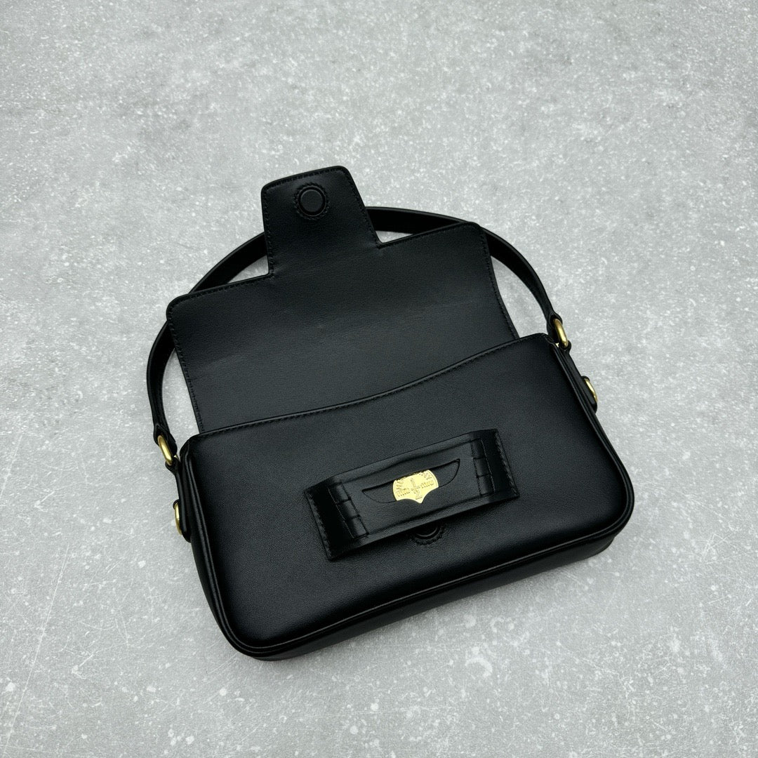 MIU MIU - pinny bag