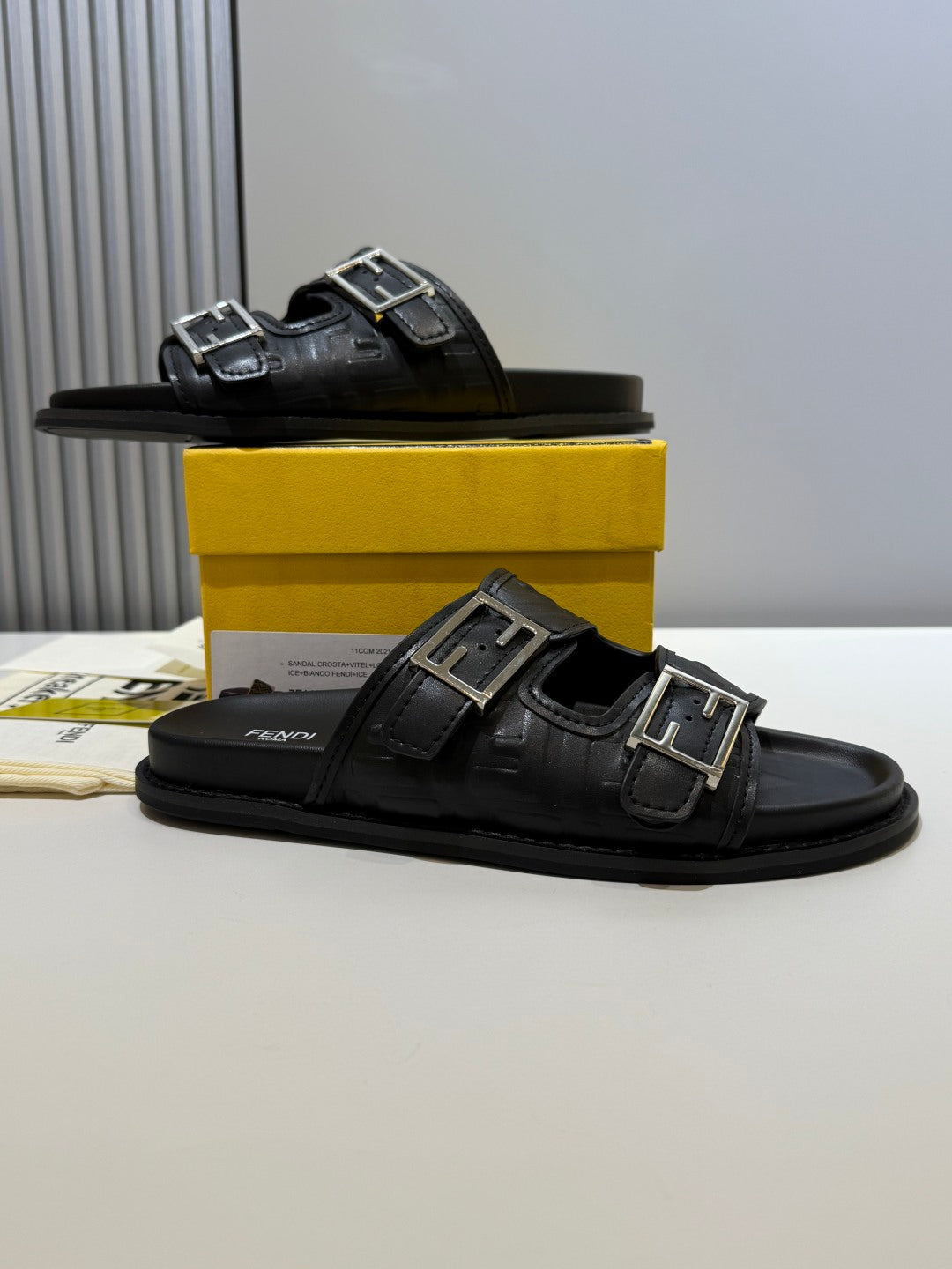 FENDI - Feel sandals