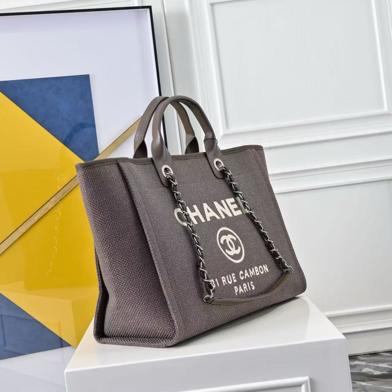 CHANEL - Deauville Bag
