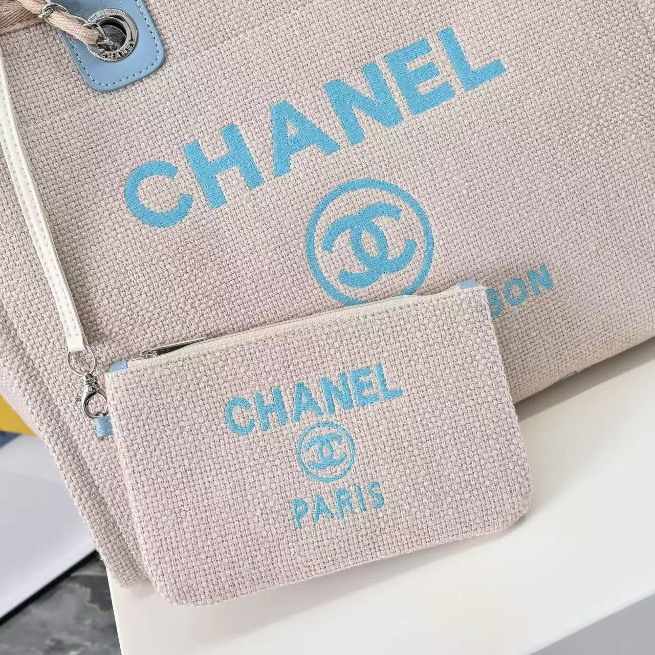CHANEL - Deauville Bag