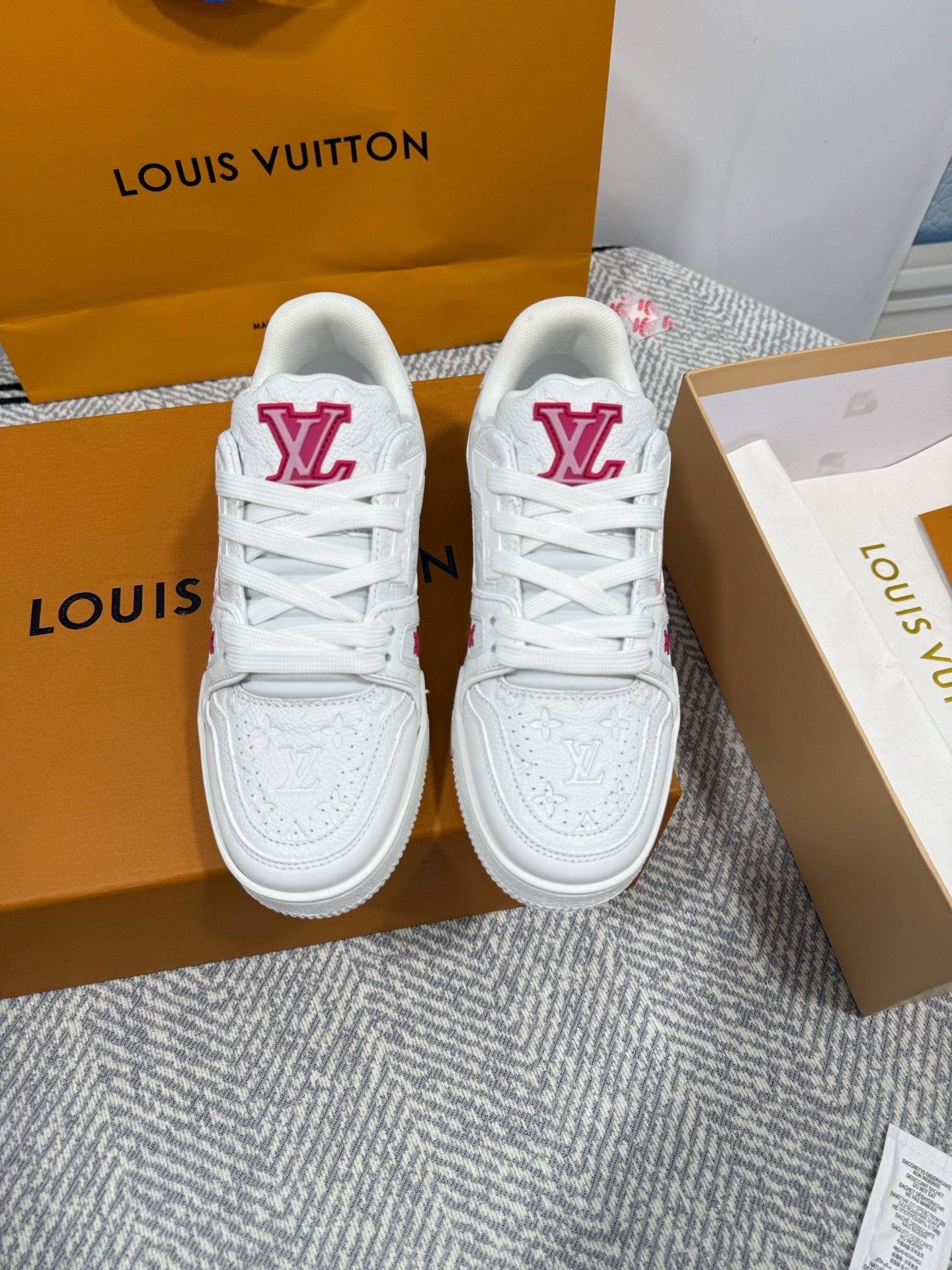 LOUIS VUITTON - Trainer Sneaker