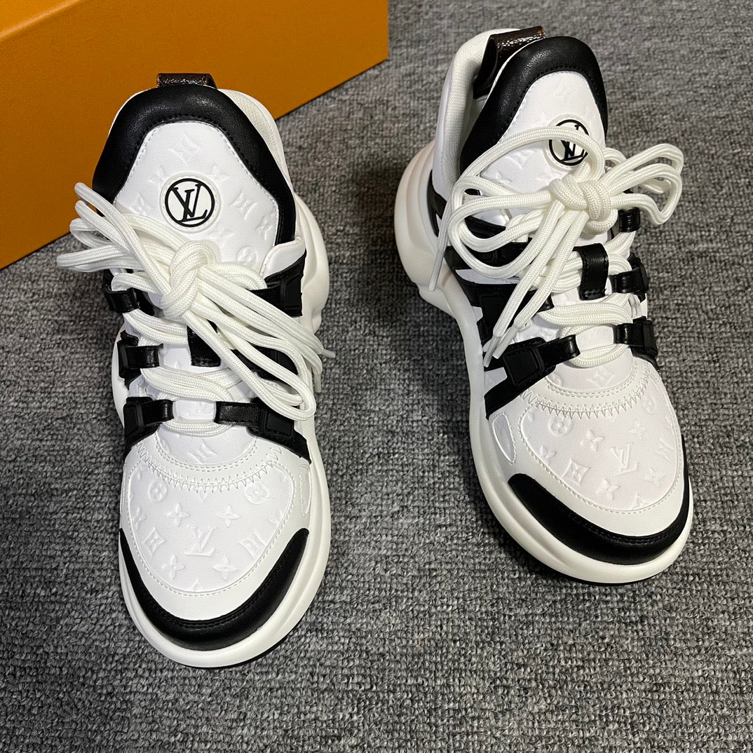 LOUIS VUITTON -  Sneaker LV Archlight Trainer