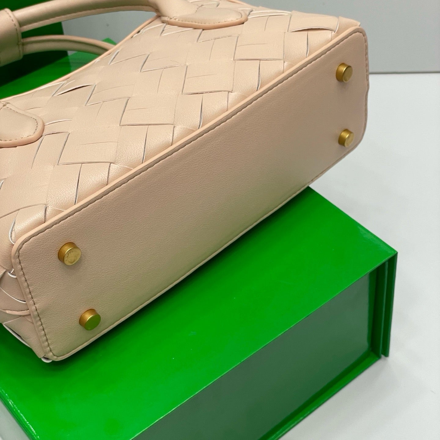 BOTTEGA VENETA- mcCartney