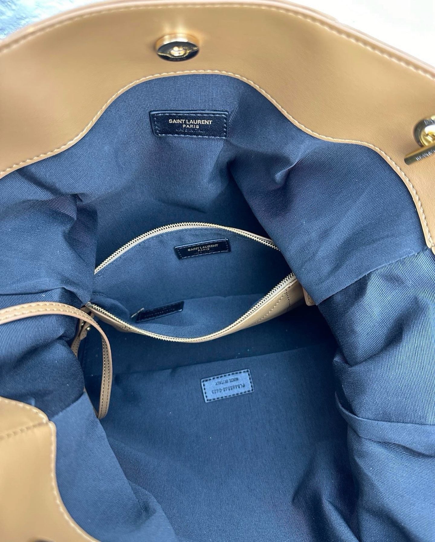 SAINT LAURENT