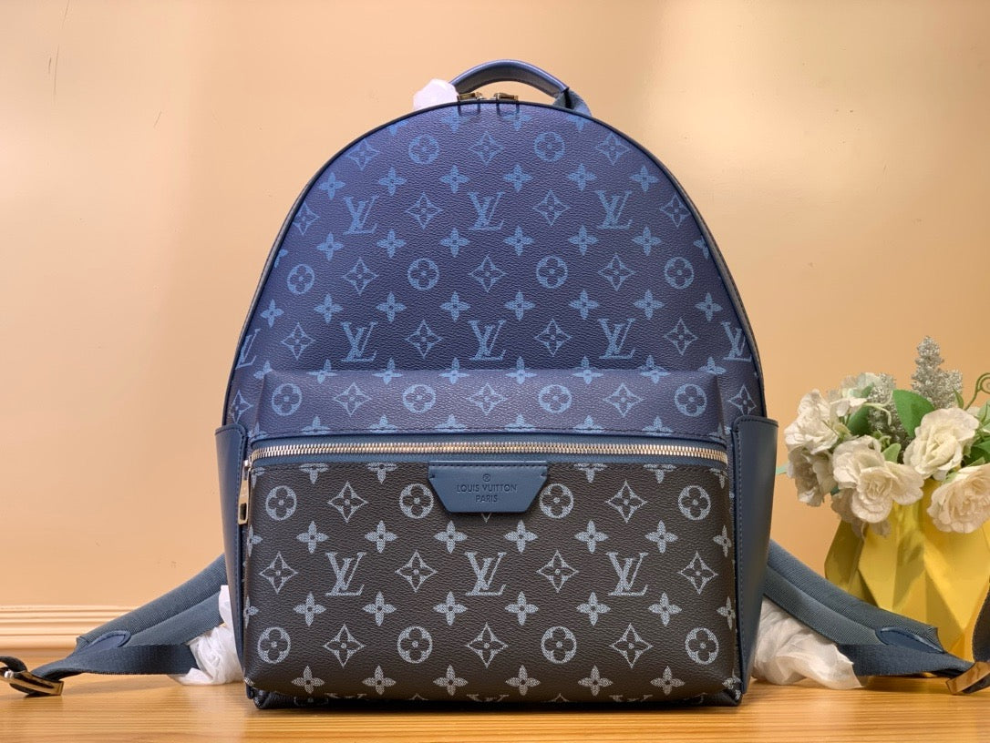 LOUIS VUITTON - Men’s Discovery Backpack PM