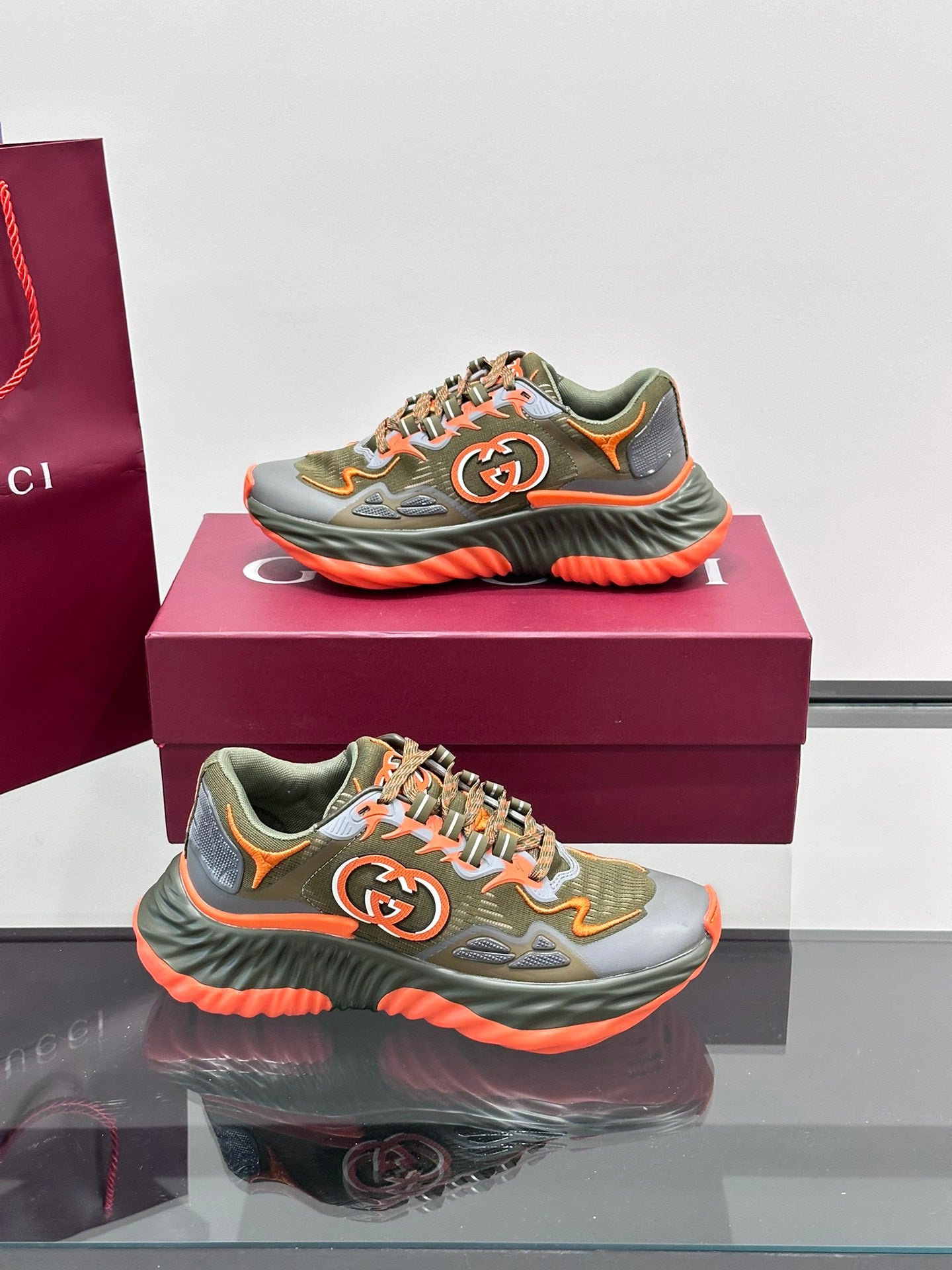 GUCCI - Ripple sneakers