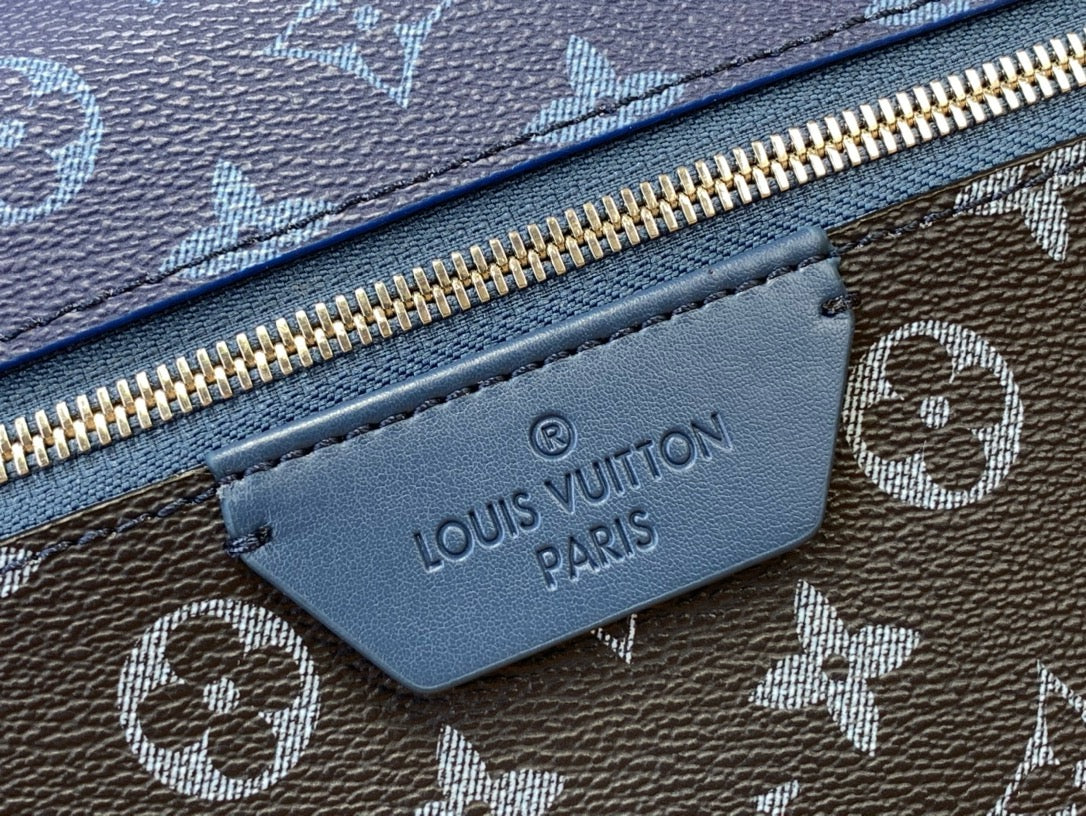LOUIS VUITTON - Men’s Discovery Backpack PM