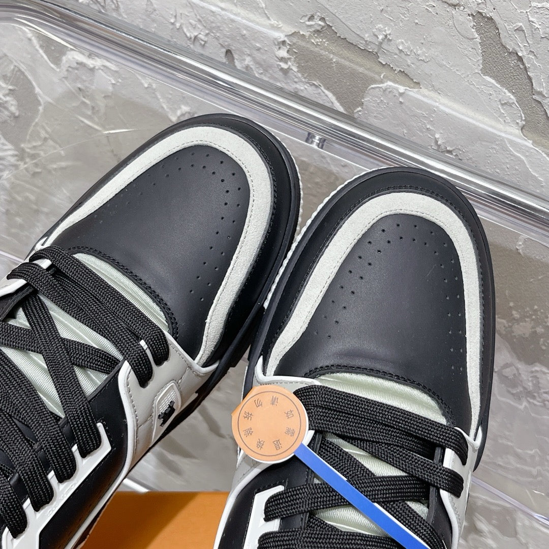 LOUIS VUITTON - Trainer Sneaker