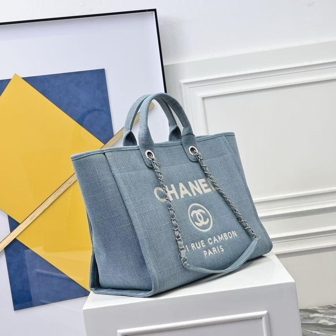CHANEL - Deauville Bag