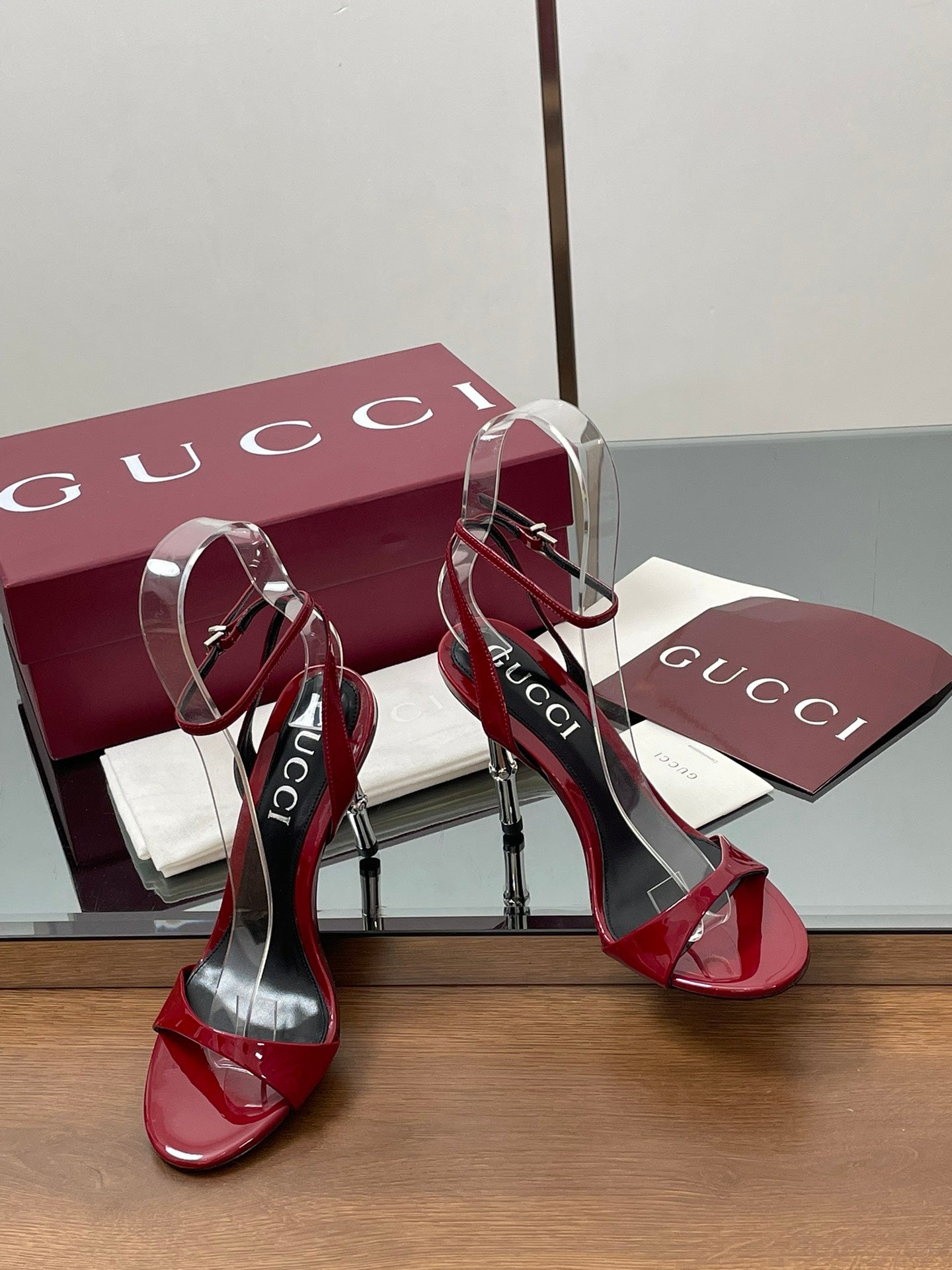 GUCCI - WOMEN'S SLINGBACK SANDAL