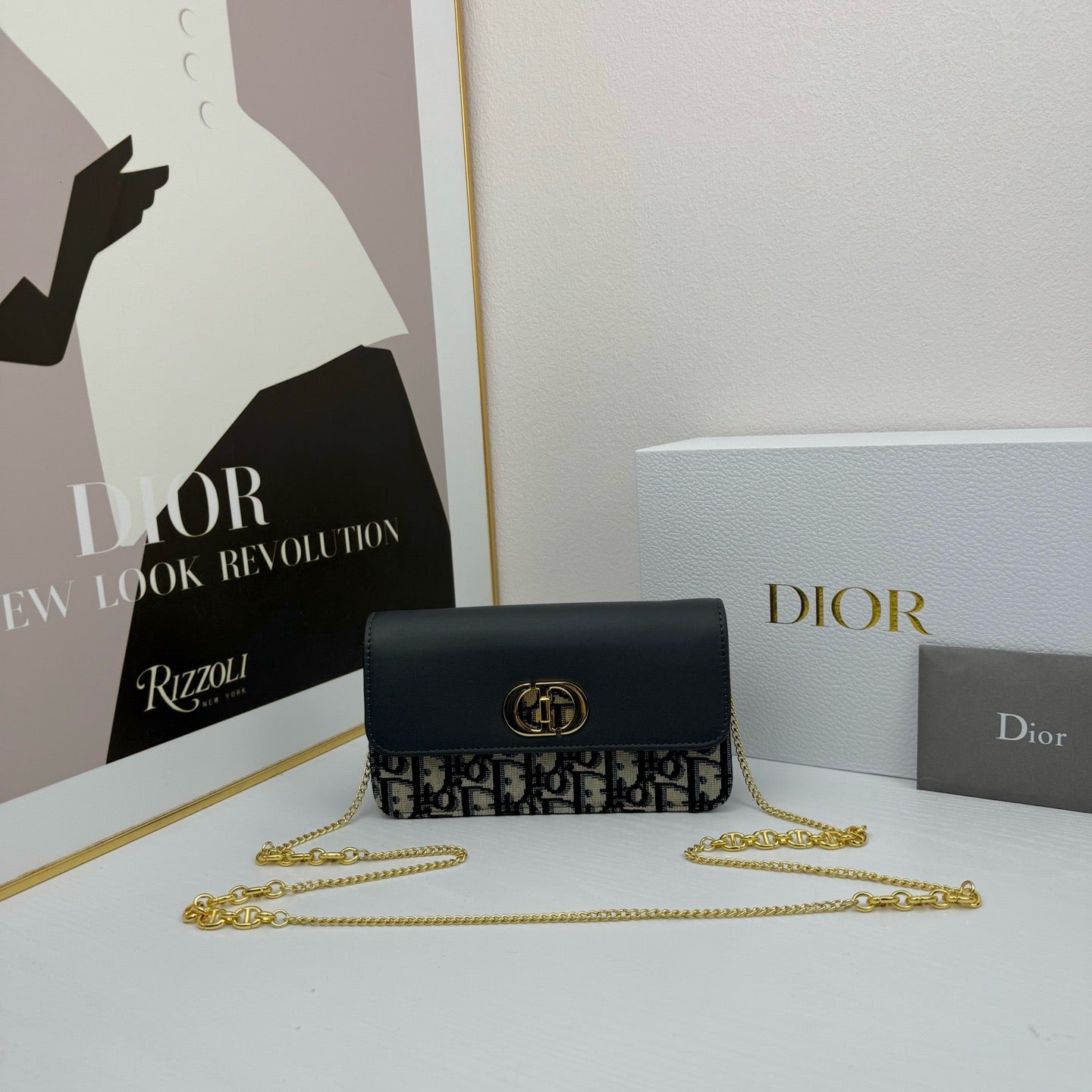 DIOR - miss caro