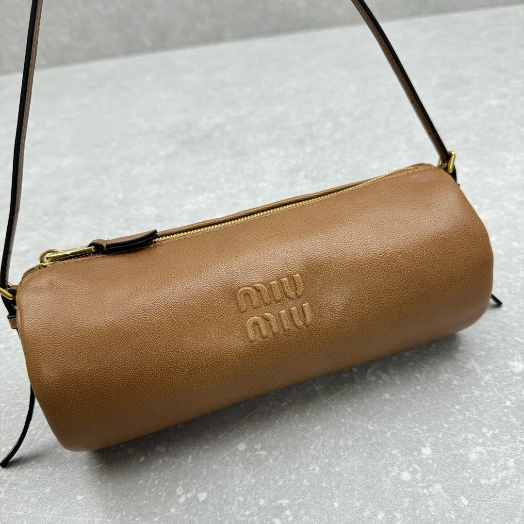 MIU MIU - Nappa leather pouch