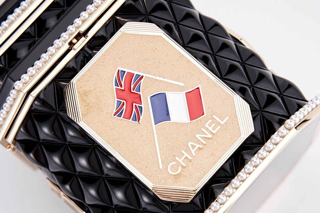 CHANEL - Limited Edition Black Quilted Resin Tea Box Minaudiere Imitation Pearl and Gold Hardware, 2024